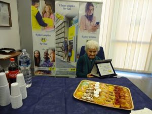 Poste Italiane festeggia i 103 anni di nonna Maria, la cliente più longeva