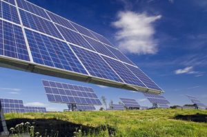 Eni realizzerà un progetto fotovoltaico da 50 MWp in Kazakistan