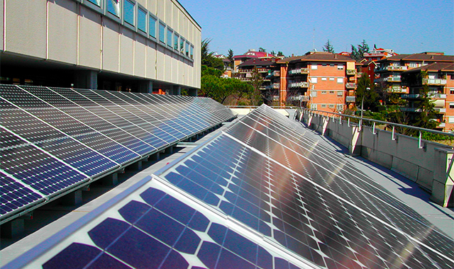 Fotovoltaico e Smart Building di Poste