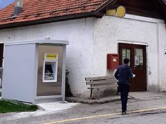 Inaugurato l’Atm Postamat a Lorenzago di Cadore