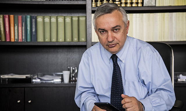 Il direttore di Repubblica Molinari: “Poste tassello essenziale per il Paese”