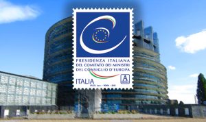 Poste: un francobollo per la Presidenza dell’Italia del Comitato dei Ministri del Consiglio d’Europa