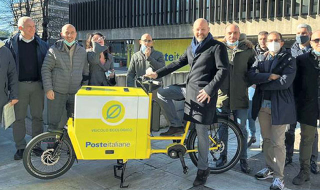 Con le cargo biker Poste Italiane guarda al futuro