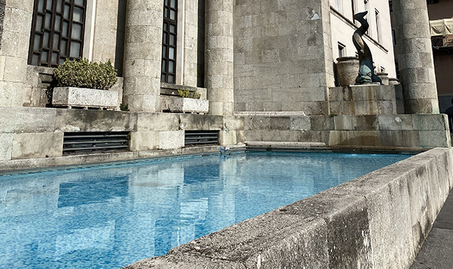 La nostra grande bellezza: la fontana del Palazzo delle Poste di Bergamo, uno dei simboli della città