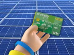 Dai pannelli per l’energia alle card di plastica riciclata: Poste Italiane è sempre più green