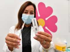 Vaccini: per prenotare la quarta dose in Lombardia torna attivo il portale di Poste
