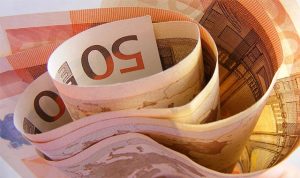 Italiani meno indebitati nell’Ue: in dieci anni la ricchezza finanziaria è cresciuta del 50%
