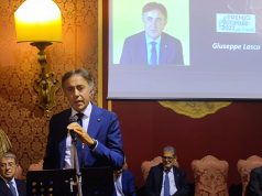 Poste Italiane's Co-General Manager, Giuseppe Lasco, receives the Socrates Award for Meritocracy