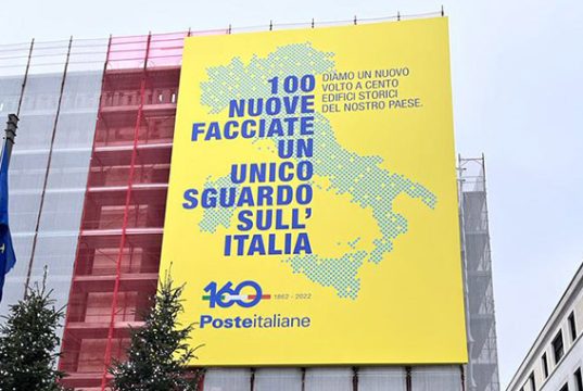 “Cento facciate” arriva a Bolzano: restaurato il palazzo di piazza Parrocchia