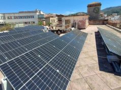 Sostenibilità: Poste Italiane installa a Nuoro il nuovo sistema fotovoltaico