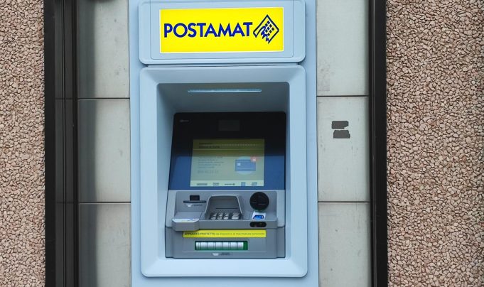 Nell’Ufficio postale di Cremona 2 arriva l’ATM Postamat di ultima generazione