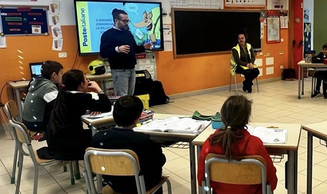 Gli alunni della scuola primaria “Don Ferruccio Bigi” di Rigutino a lezione di recapito