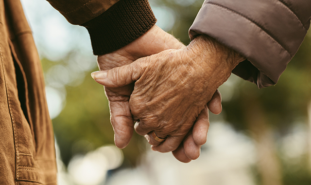 Il demografo Rosina: i centenari di Poste raccontano come è cambiata l’Italia