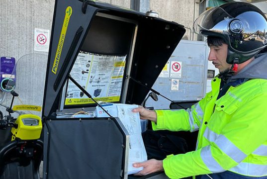 Il “viaggio” del portalettere Vincenzo: “Una nuova esperienza di vita grazie a Poste Italiane”