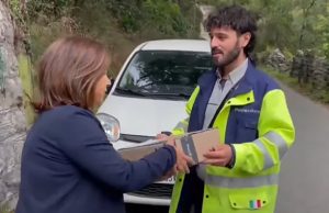 I numeri da record del centro logistico di Poste a Varese: 900mila pacchi gestiti in un anno